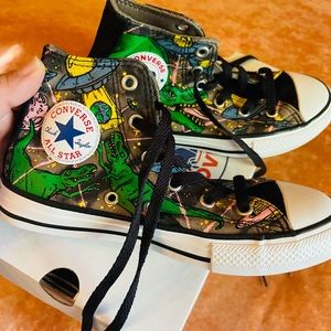 Dinosaur converse